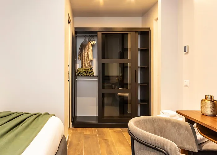 Blooper Cine House Apartment *